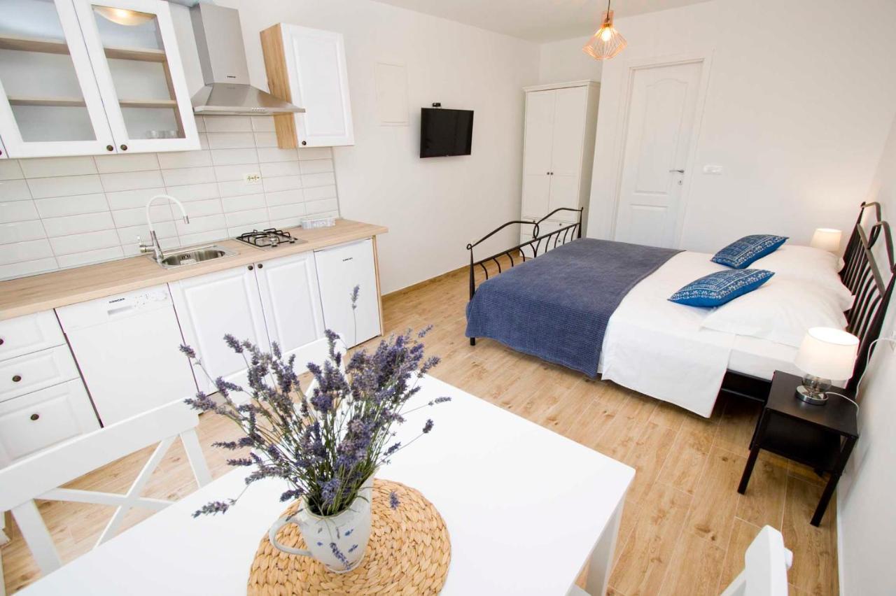 Apartmani Rustica Drasnice Exterior photo